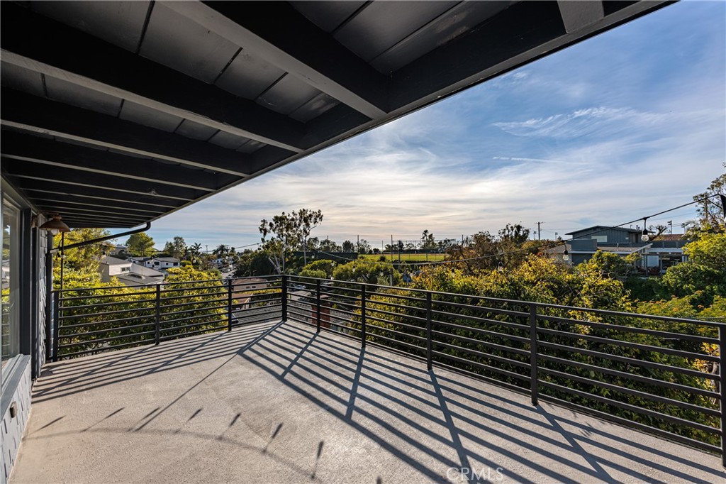 699 Griffith, Laguna Beach CA 92651 - photo 21