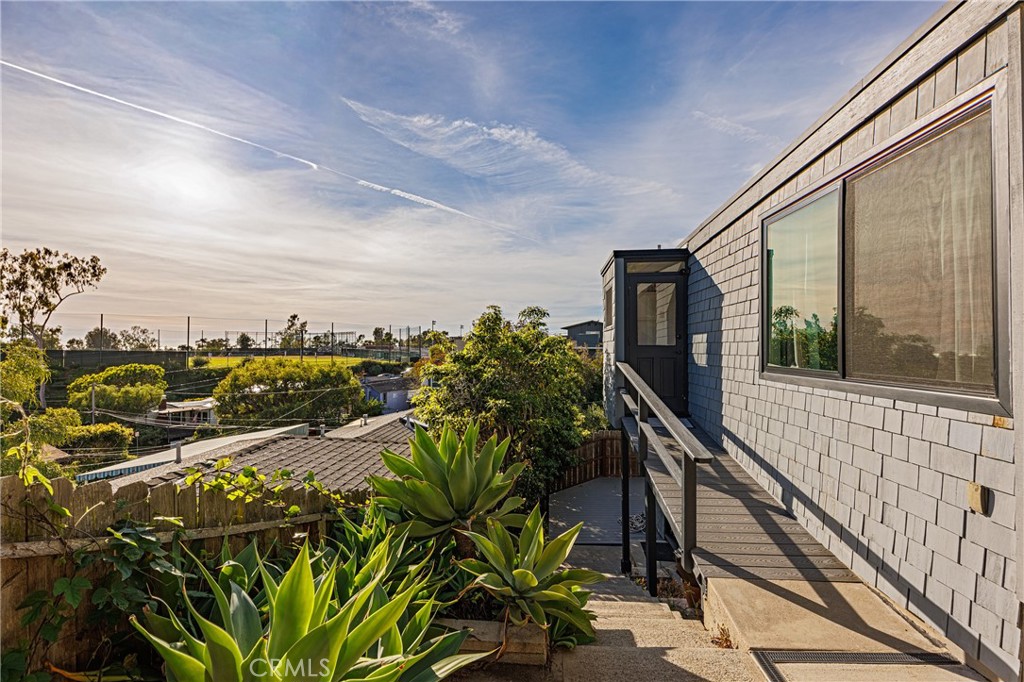 699 Griffith, Laguna Beach CA 92651 - photo 28