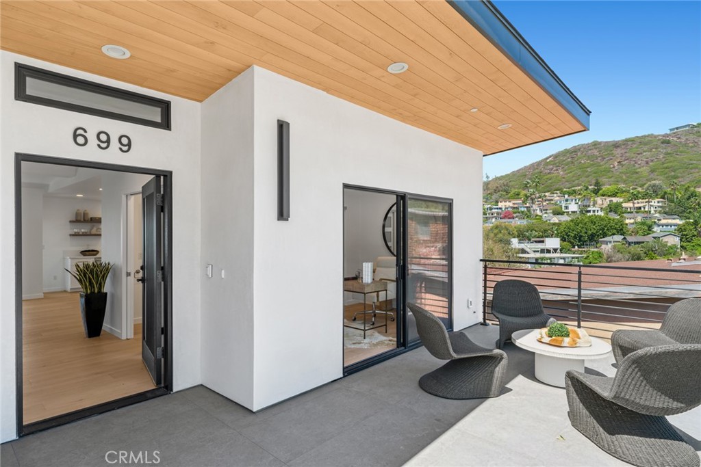 699 Wendt Terrace, Laguna Beach CA 92651 - photo 4
