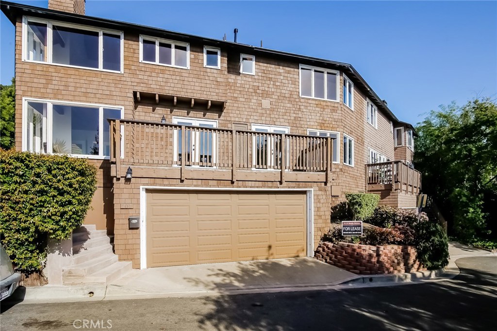 701 Griffith Place, Laguna Beach CA 92651 - photo 1