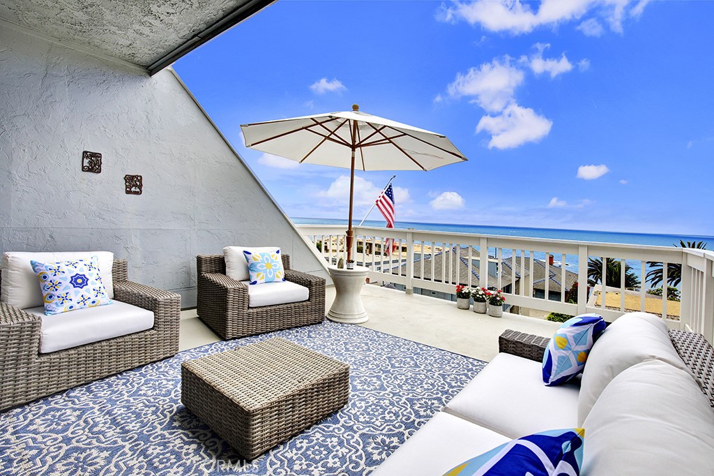 708 Cliff Drive, Laguna Beach CA 92651 - photo 7