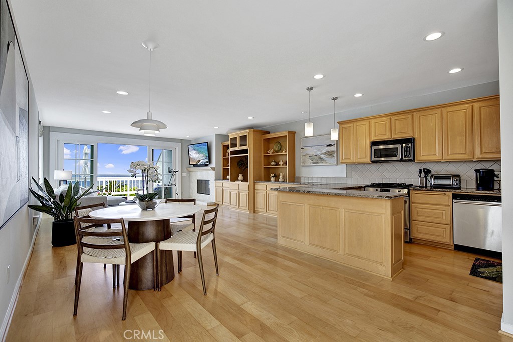 708 Cliff Drive, Laguna Beach CA 92651 - photo 12