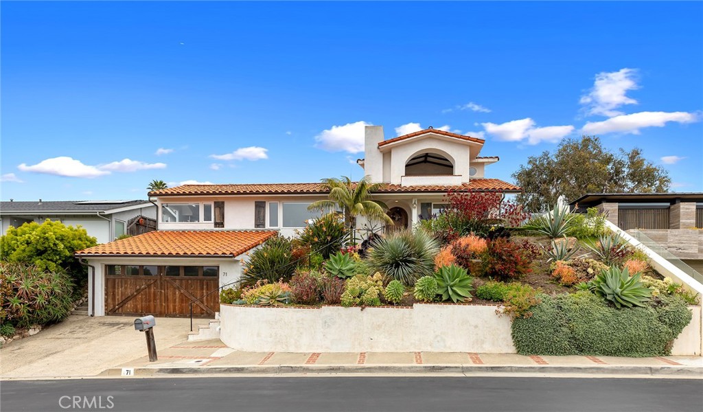 71 S La Senda Drive, Laguna Beach CA 92651 - photo 1