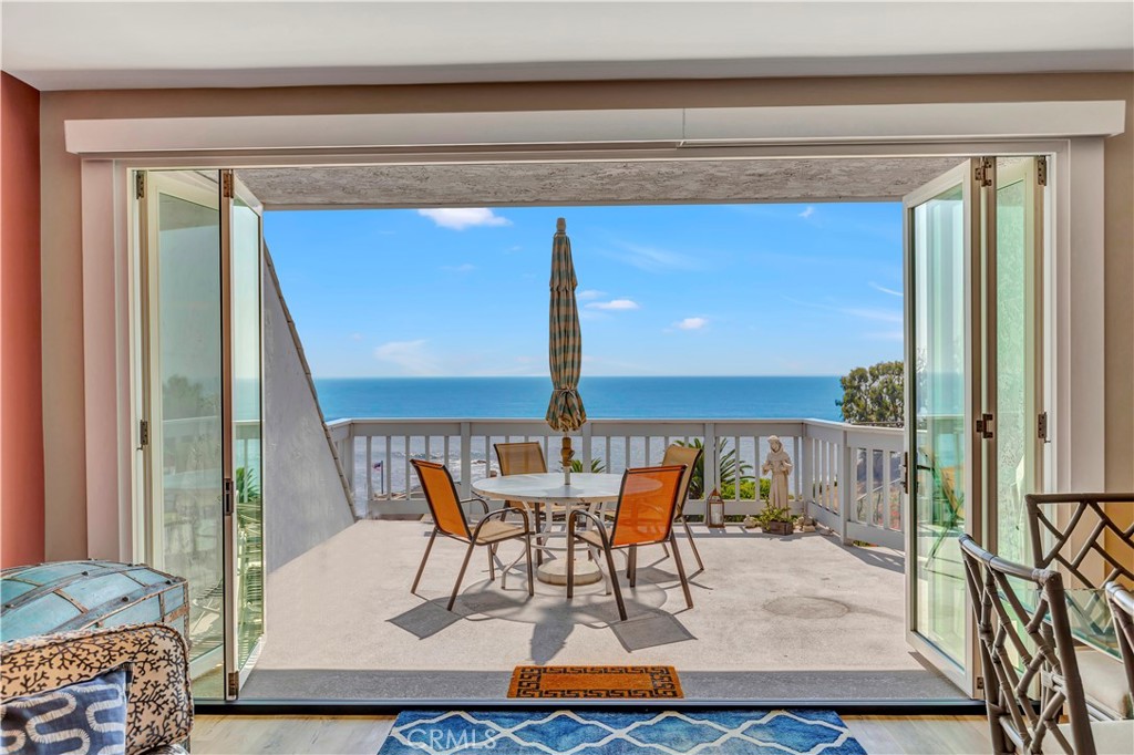 714 Cliff Drive, Laguna Beach CA 92651 - photo 2