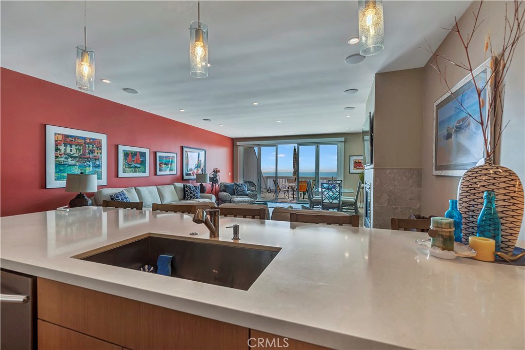 714 Cliff Drive, Laguna Beach CA 92651 - photo 9