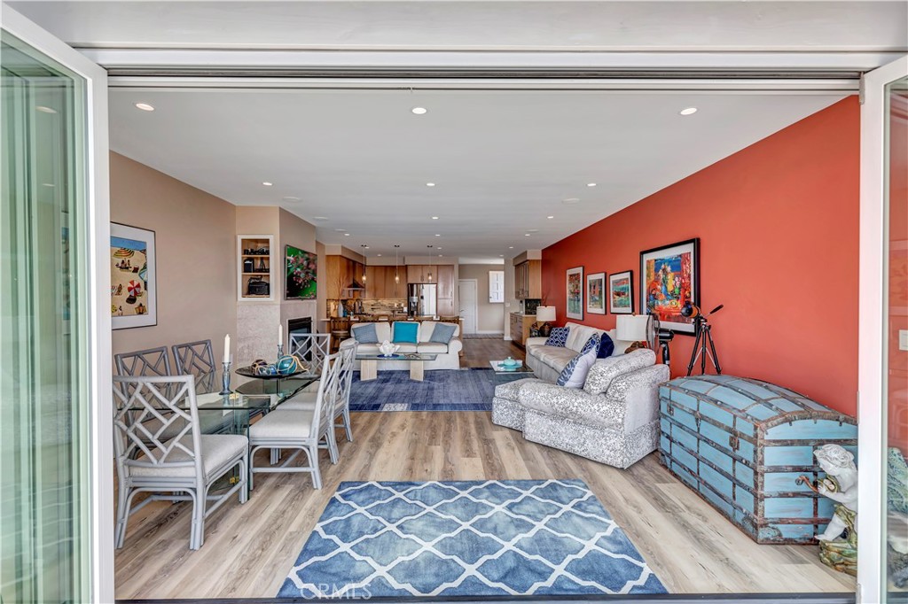 714 Cliff Drive, Laguna Beach CA 92651 - photo 18
