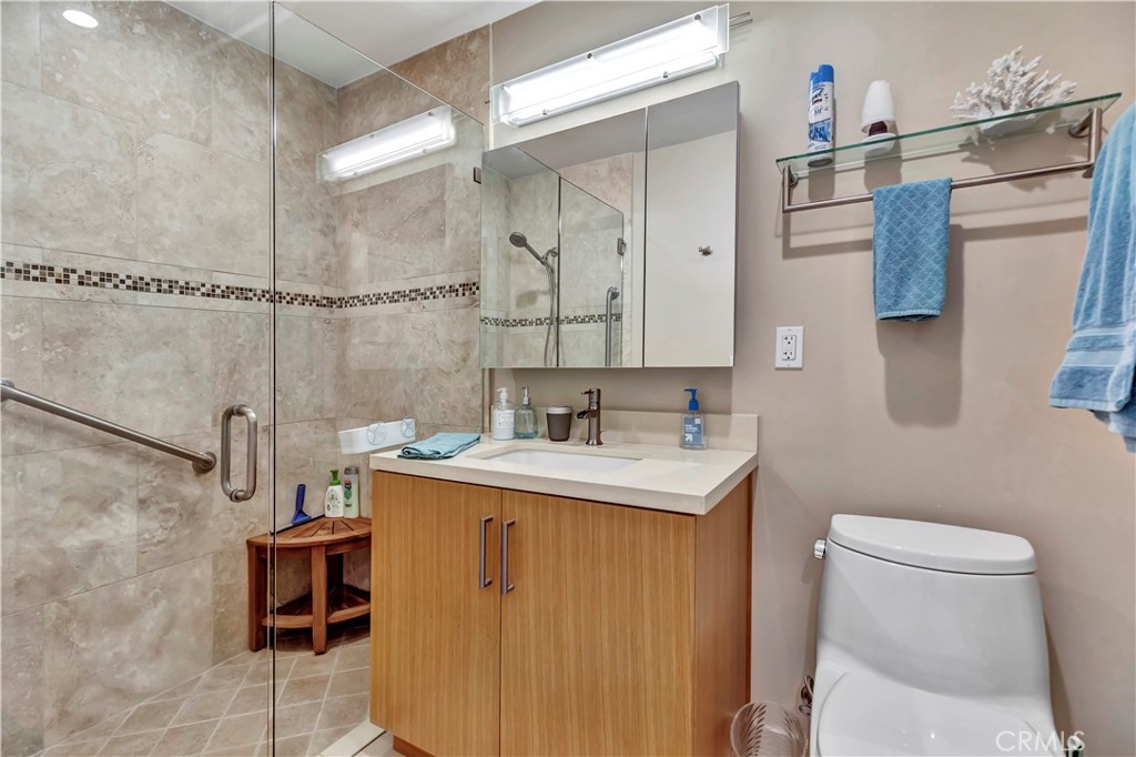 714 Cliff Drive, Laguna Beach CA 92651 - photo 24