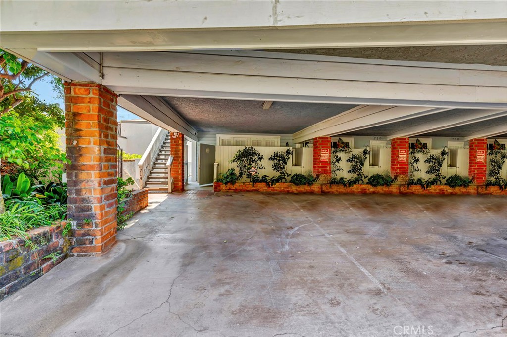 714 Cliff Drive, Laguna Beach CA 92651 - photo 36
