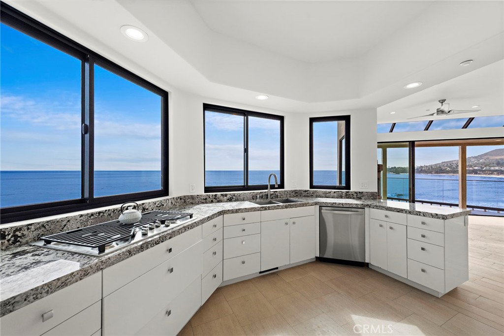 715 Ocean Front, Laguna Beach CA 92651 - photo 10