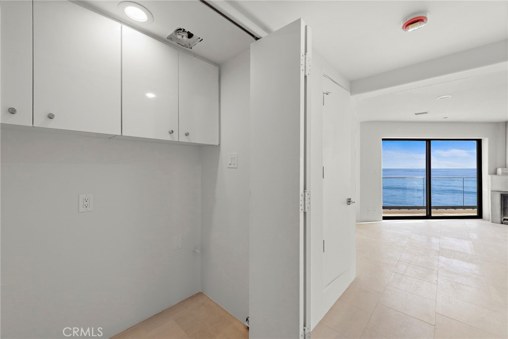 715 Ocean Front, Laguna Beach CA 92651 - photo 25