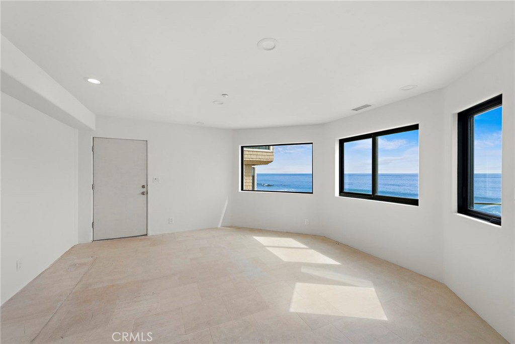 715 Ocean Front, Laguna Beach CA 92651 - photo 32