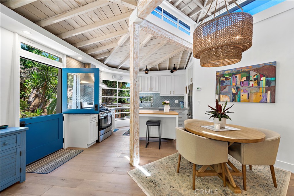 720 Griffith Way, Laguna Beach CA 92651 - photo 1