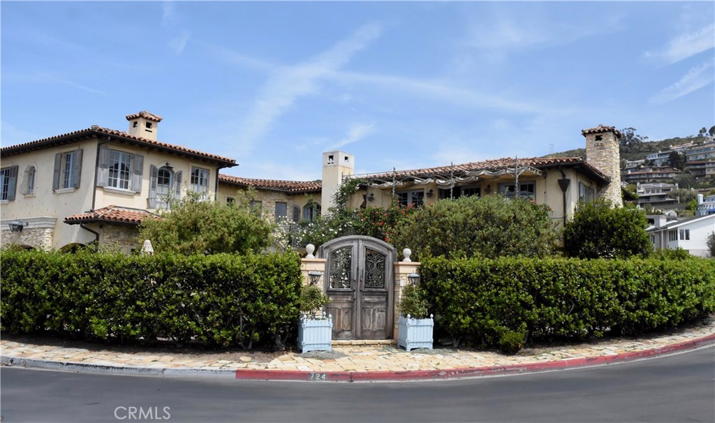 724 Emerald Bay, Laguna Beach CA 92651 - photo 1