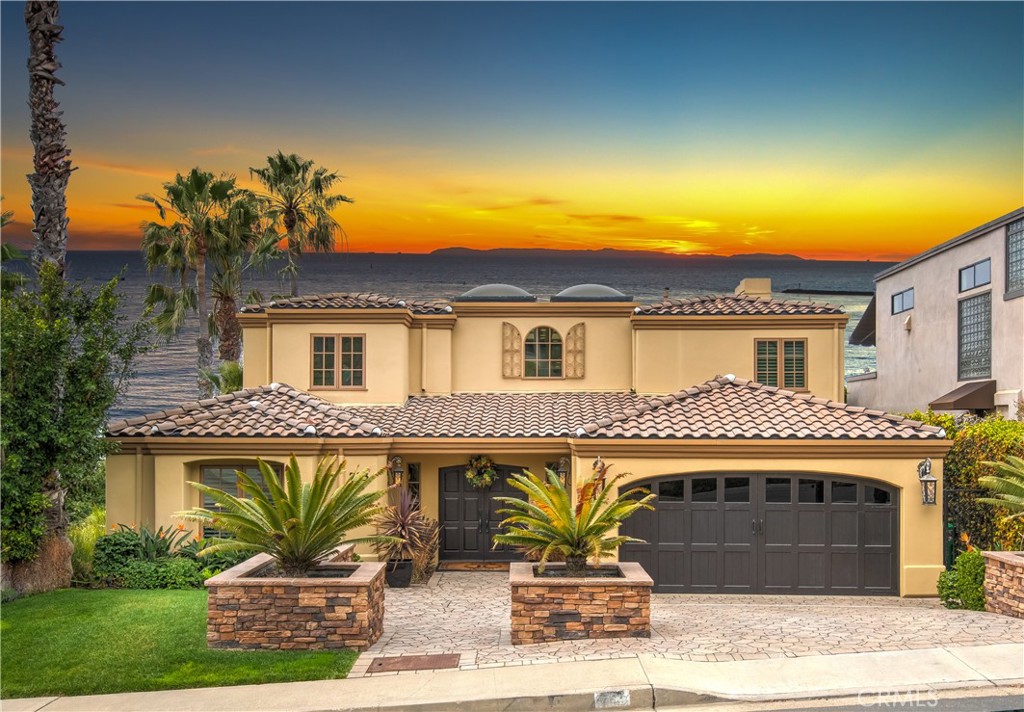733 Pelican Drive, Laguna Beach CA 92651 - photo 1