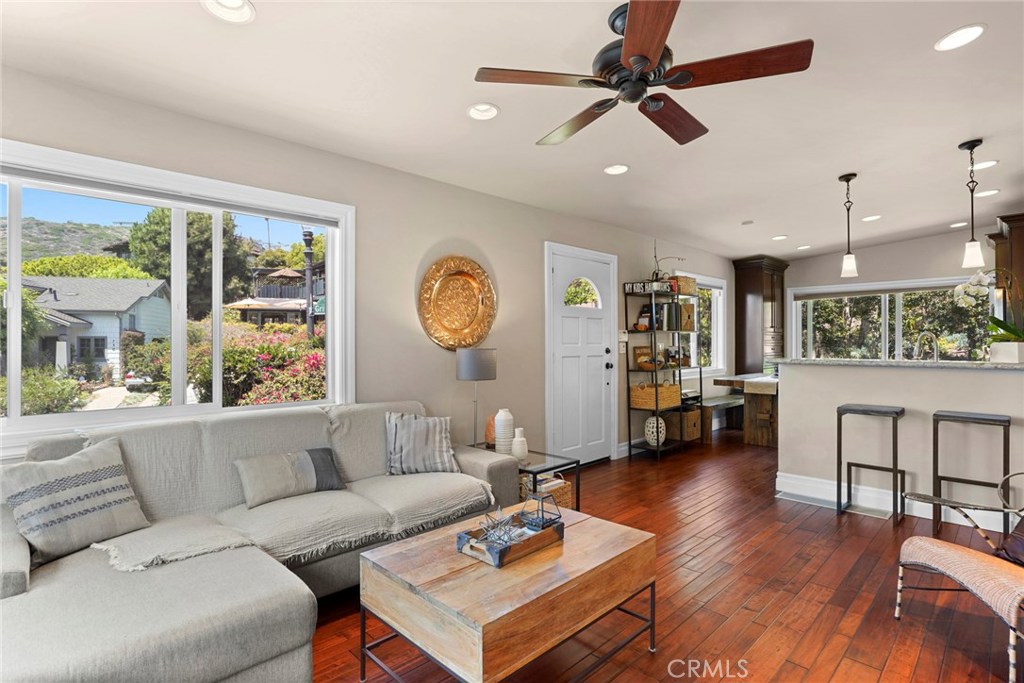 735 Griffith Way, Laguna Beach CA 92651 - photo 1
