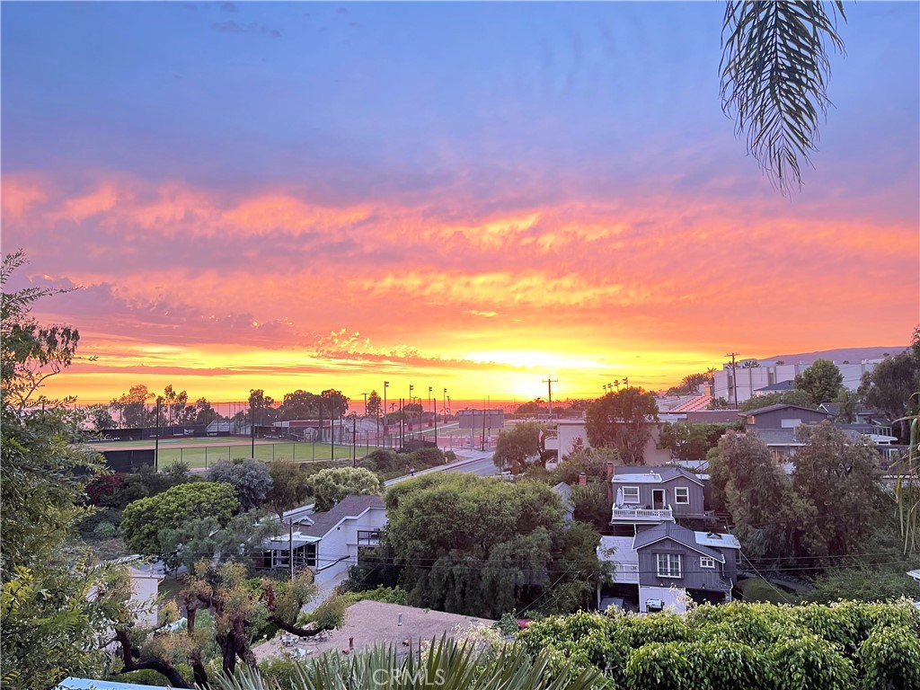 736 Griffith Place, Laguna Beach CA 92651 - photo 1
