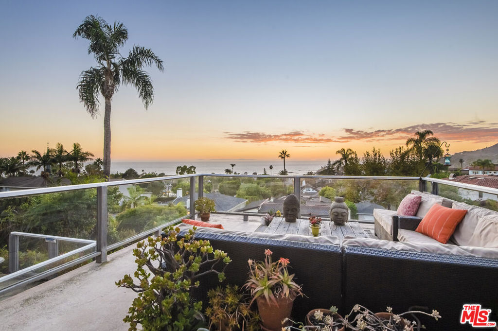 739 Manzanita Drive, Laguna Beach CA 92651 - photo 1