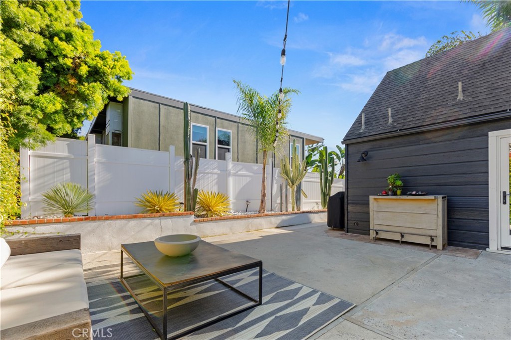 739 Manzanita Drive, Laguna Beach CA 92651 - photo 12
