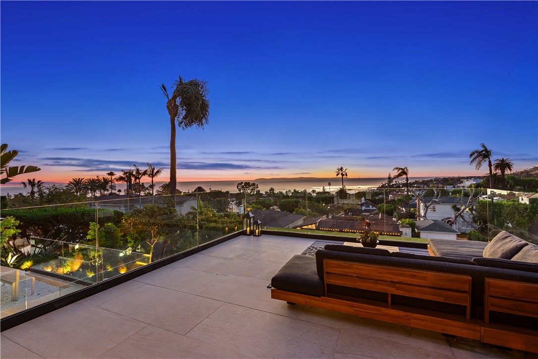 739 Manzanita Drive, Laguna Beach CA 92651 - photo 27