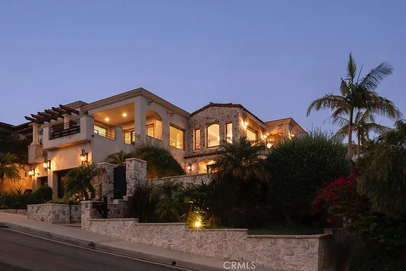 740 Bolsana, Laguna Beach, CA 92651 740 Bolsana, Laguna Beach, CA 92651