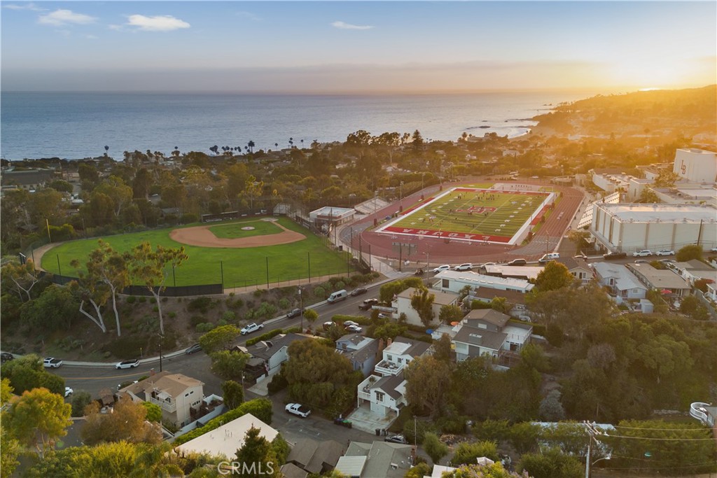 740 Browncroft Drive, Laguna Beach CA 92651 - photo 2