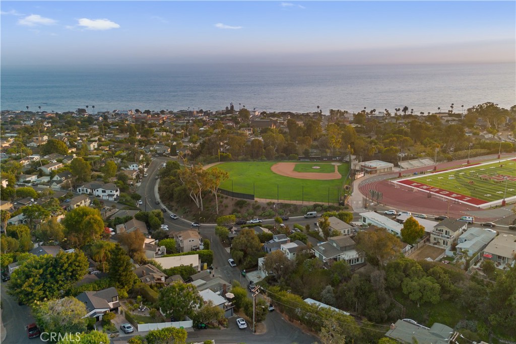 740 Browncroft Drive, Laguna Beach CA 92651 - photo 3