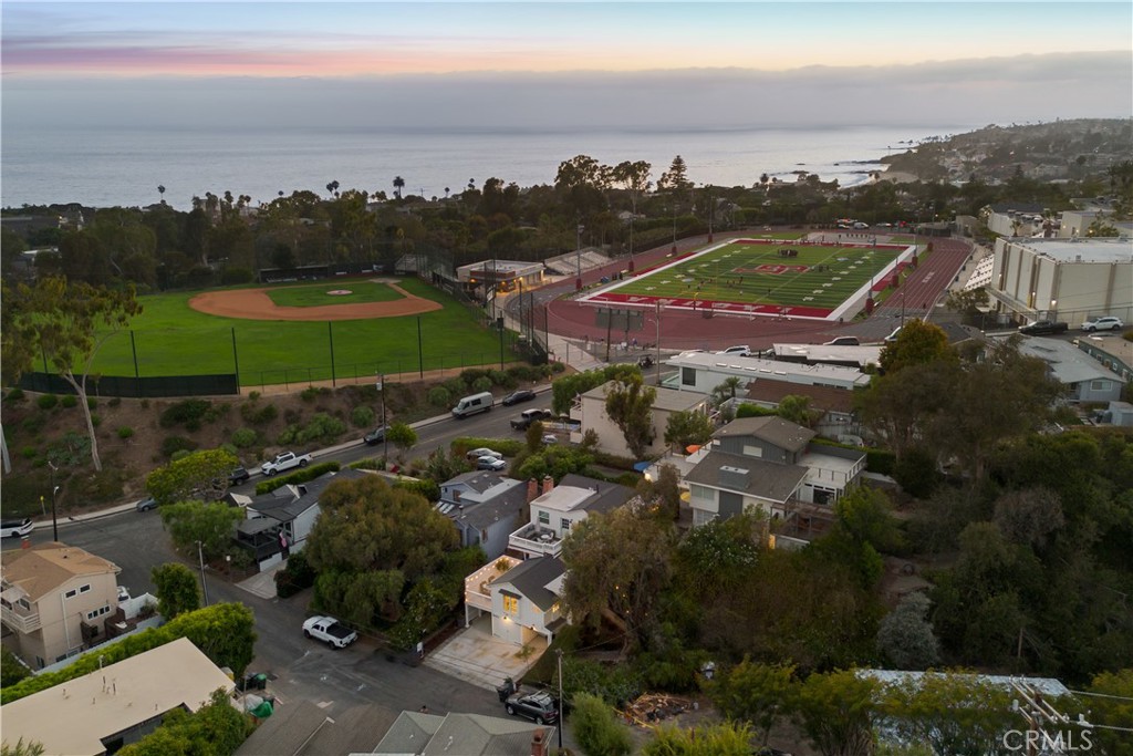 740 Browncroft Drive, Laguna Beach CA 92651 - photo 9