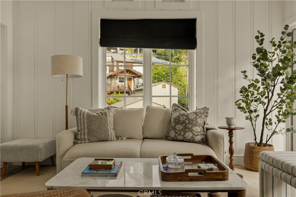 740 Browncroft Drive, Laguna Beach CA 92651 - photo 13
