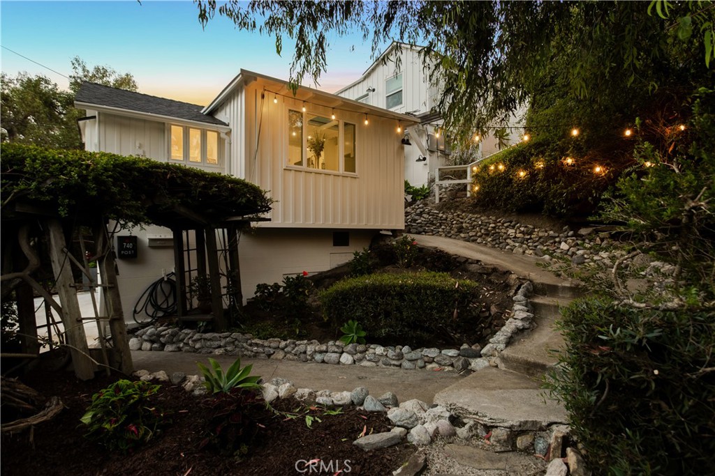 740 Browncroft Drive, Laguna Beach CA 92651 - photo 42