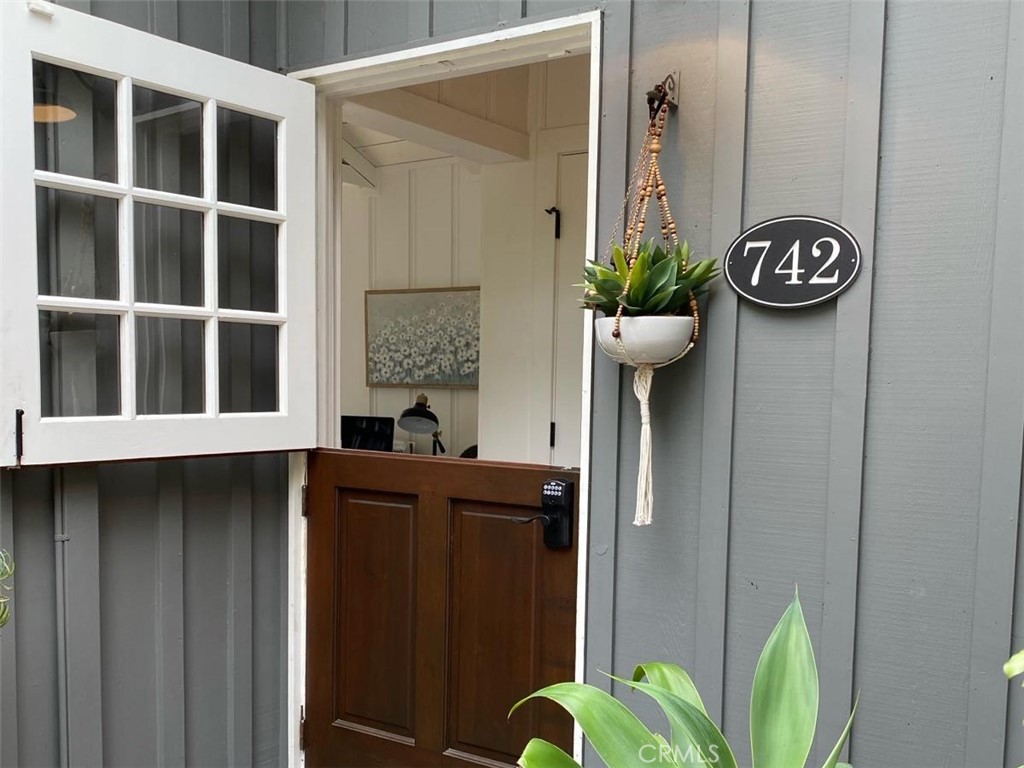 740 Browncroft Road, Laguna Beach CA 92651 - photo 1