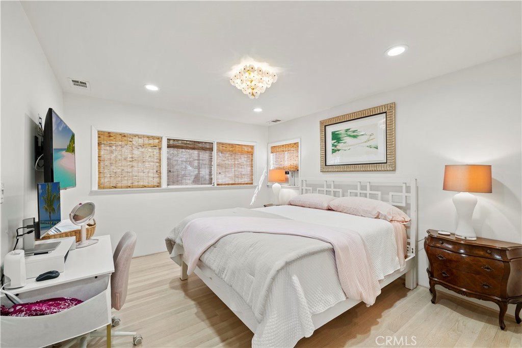 744 Oak, Laguna Beach CA 92651 - photo 21