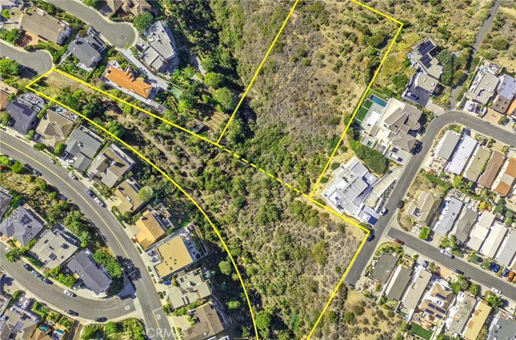 Approximate outline of property lines. Triangular shaped lot is the buildable lot with access from Alisos Avenue. - 749 Marlin Drive, Laguna Beach CA 92651 - photo 3