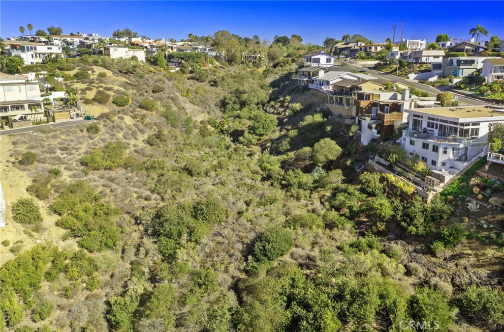749 Marlin Drive, Laguna Beach CA 92651 - photo 6