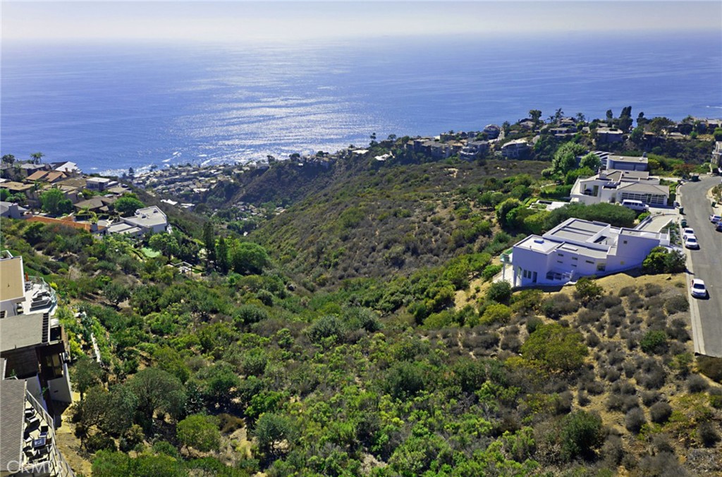 749 Marlin Drive, Laguna Beach CA 92651 - photo 8