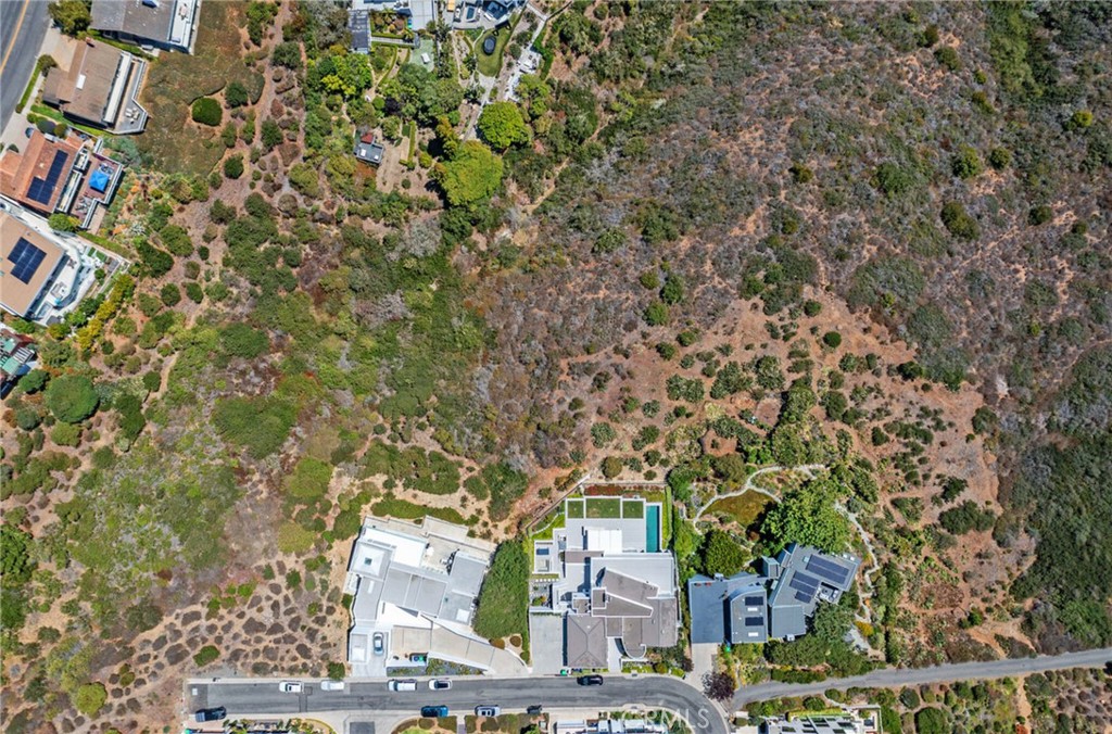 749 Marlin Drive, Laguna Beach CA 92651 - photo 15