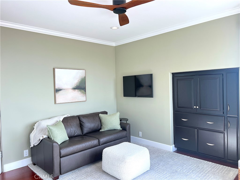 Study/bedroom 2 with foldout bed. - 750 Bolsana Drive, Laguna Beach CA 92651 - photo 40