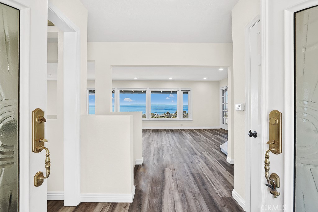 761 Temple Hills, Laguna Beach CA 92651 - photo 4