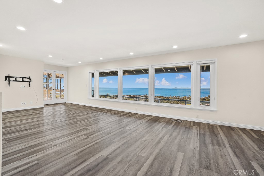 761 Temple Hills, Laguna Beach CA 92651 - photo 5