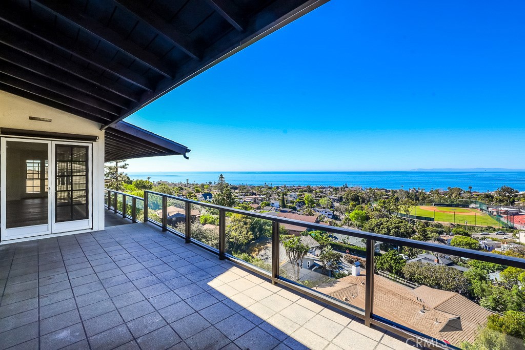 761 Temple Hills, Laguna Beach CA 92651 - photo 25