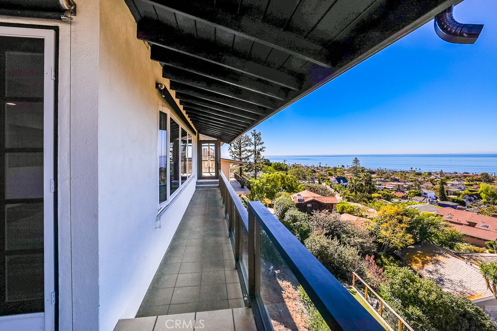 761 Temple Hills, Laguna Beach CA 92651 - photo 28