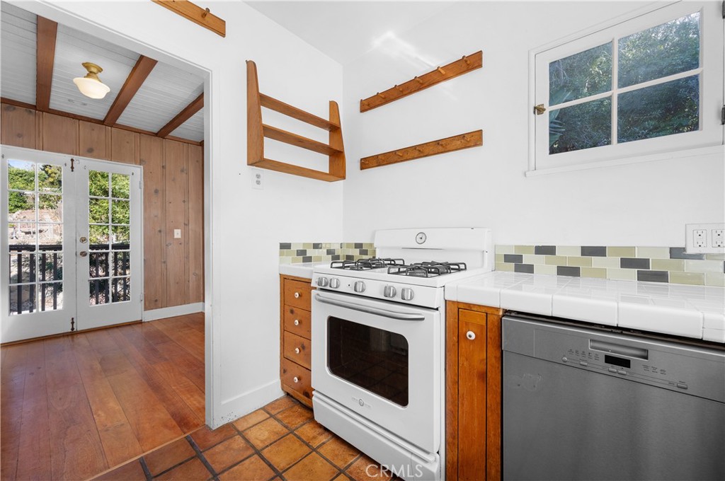 761 Wilson, Laguna Beach CA 92651 - photo 9