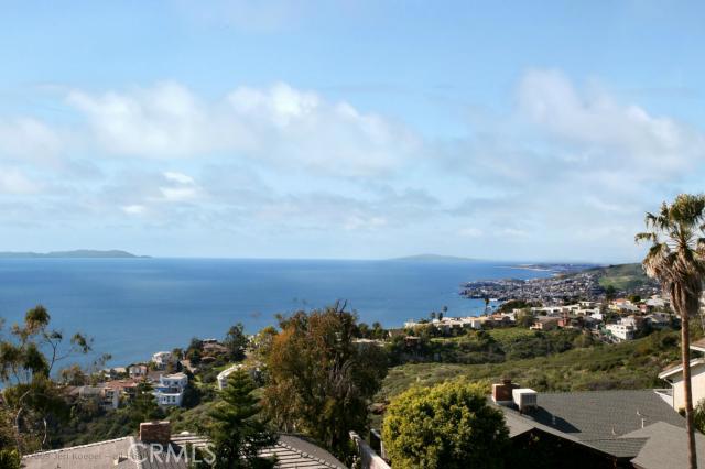 Panoramic ocean views of the Laguna Beach Coastline, San Clemente Island, Catalina Island and Palos Verdes Peninsula and - 763 Bolsana Drive, Laguna Beach CA 92651 - photo 1