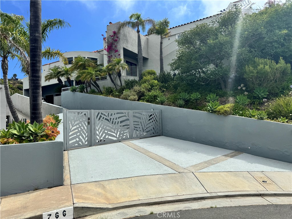 766 Pelican, Laguna Beach CA 92651 - photo 1