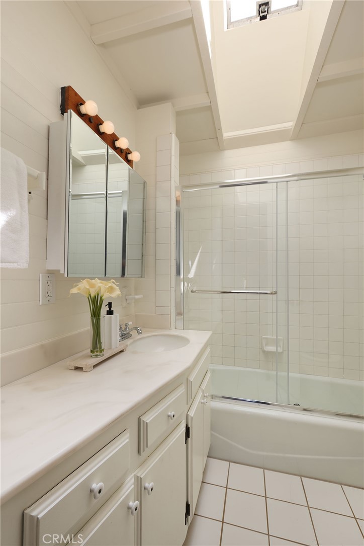 Upstairs bath - 769 Manzanita Drive, Laguna Beach CA 92651 - photo 16