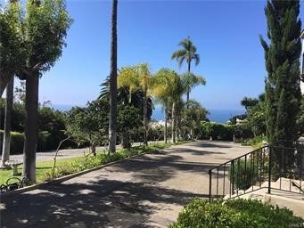 770 Hillcrest Drive 1, Laguna Beach CA 92651 - photo 1