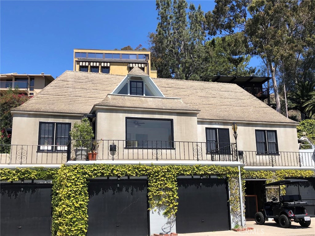 Outside view of the unit- inside is about finished. Will upload pictures then! - 770 Hillcrest Drive 12, Laguna Beach CA 92651 - photo 1