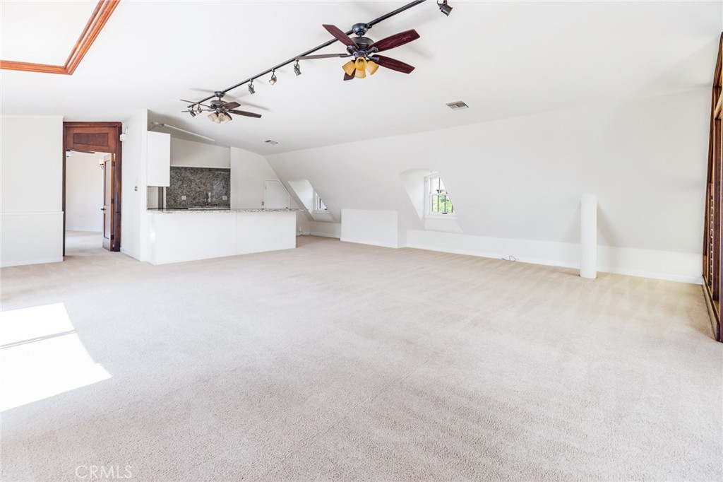 770 Hillcrest Drive 14, Laguna Beach CA 92651 - photo 1