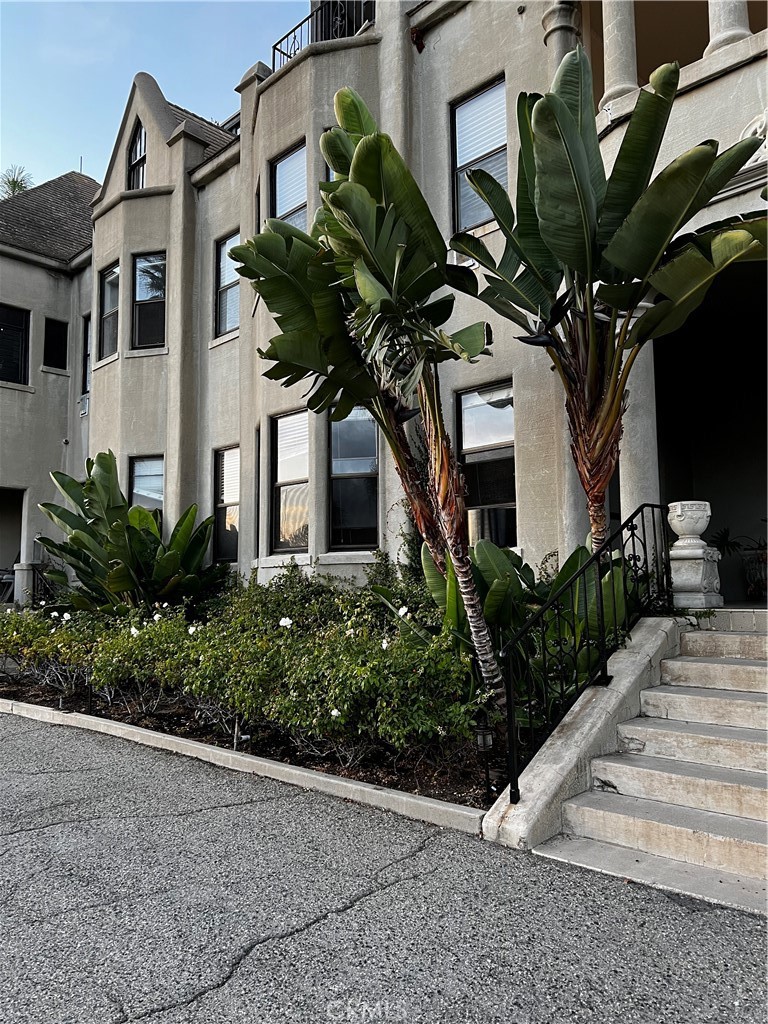 770 Hillcrest Drive 3, Laguna Beach CA 92651 - photo 1