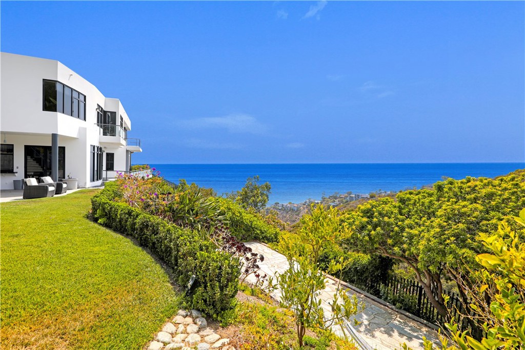 770 Pelican Drive, Laguna Beach CA 92651 - photo 1