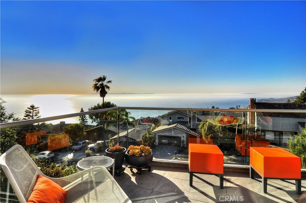 Upper deck with Catalina Island view and daily sunsets - 781 Bolsana Drive, Laguna Beach CA 92651 - photo 1